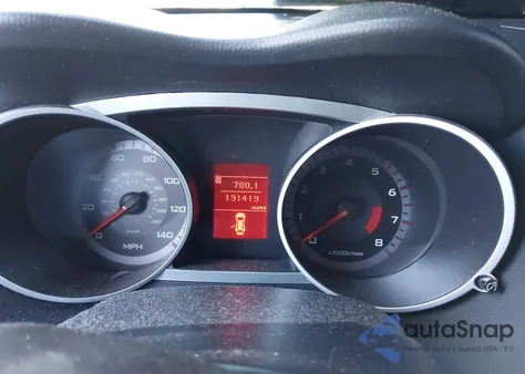 2008 Mitsubishi Outlander Es z USA, uszkodzony, nr VIN JA4LT21W08Z006224